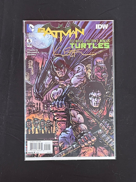 Batman / TMNT # 5 NM signed by Kevin Eastman